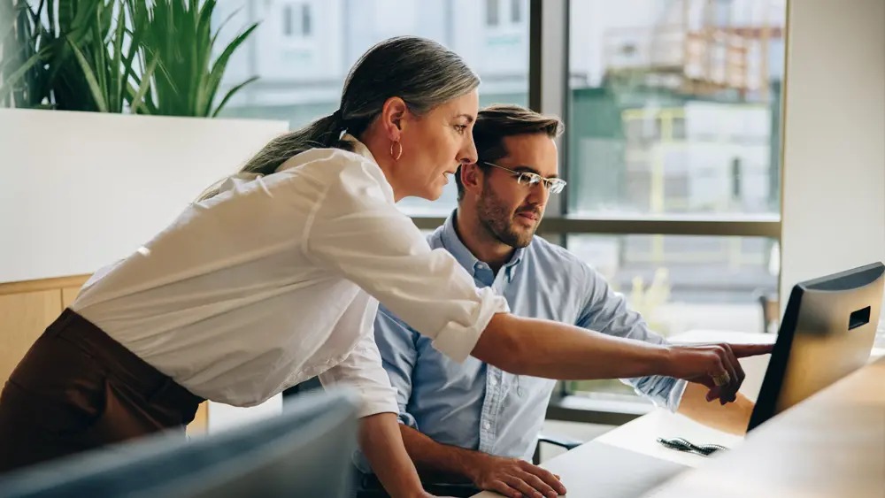 Microsoft Intune (Standalone): Gerenciamento de dispositivos e seguranca corporativa na nuvem